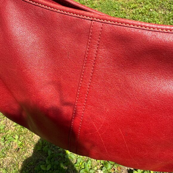 Vintage Coach Red Ergo Hobo 9219 - Picture 12 of 14